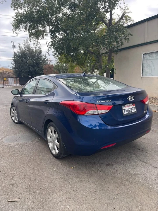2013 Hyundai Elantra - Image 8 of 14
