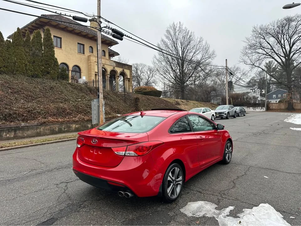 2013 Hyundai Elantra - Image 5 of 11