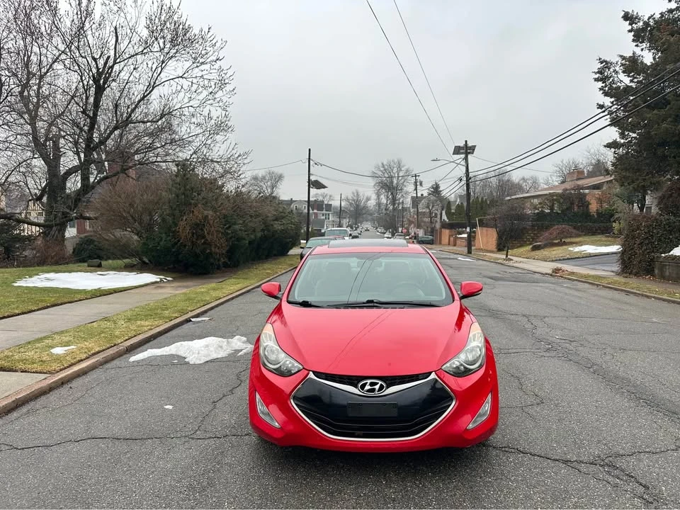 2013 Hyundai Elantra - Image 8 of 11