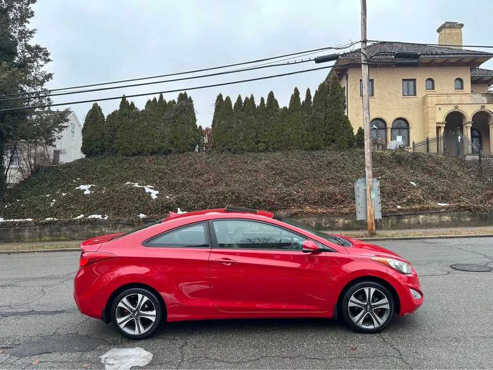 2013 Hyundai Elantra - Image 6 of 11