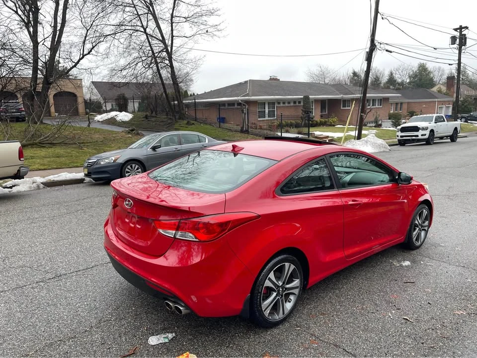 2013 Hyundai Elantra - Image 3 of 13