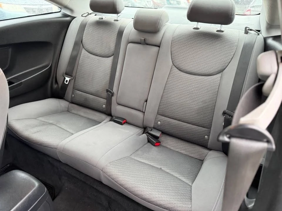 2013 Hyundai Elantra - Image 12 of 14