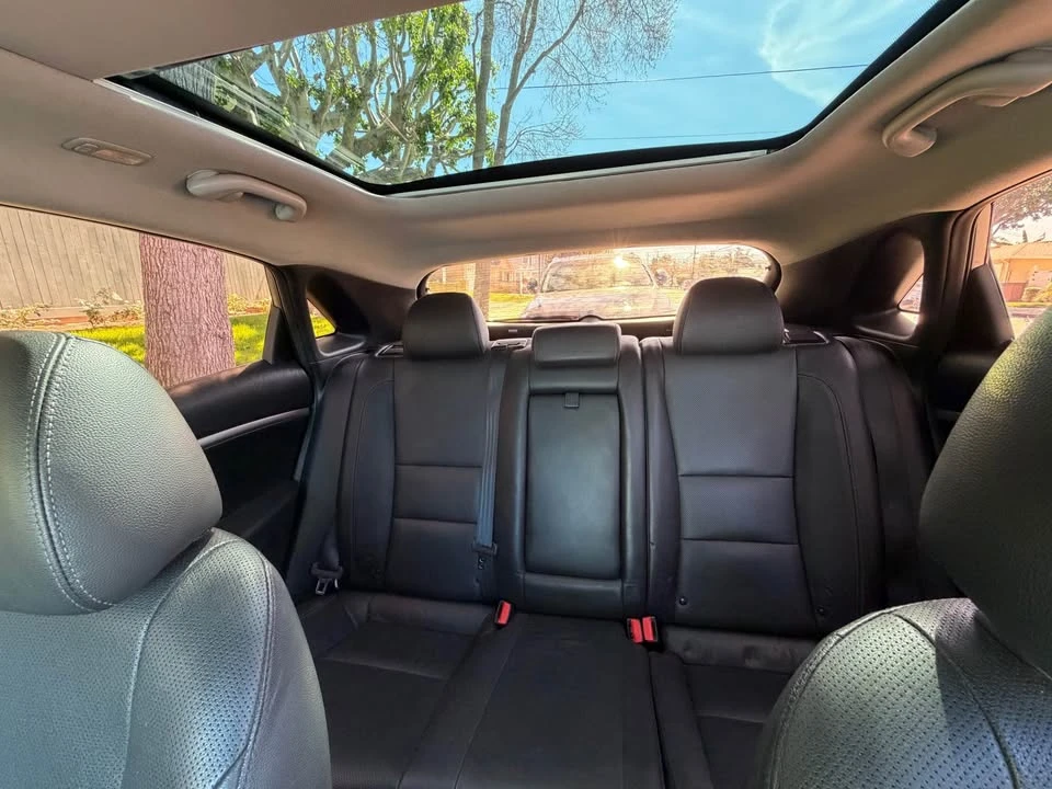 2013 Hyundai Elantra - Image 4 of 19
