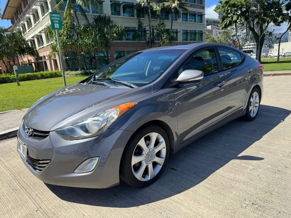 2013 Hyundai Elantra - Image 2 of 13