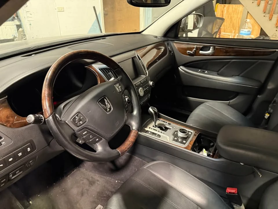 2013 Hyundai Equus - Image 8 of 10