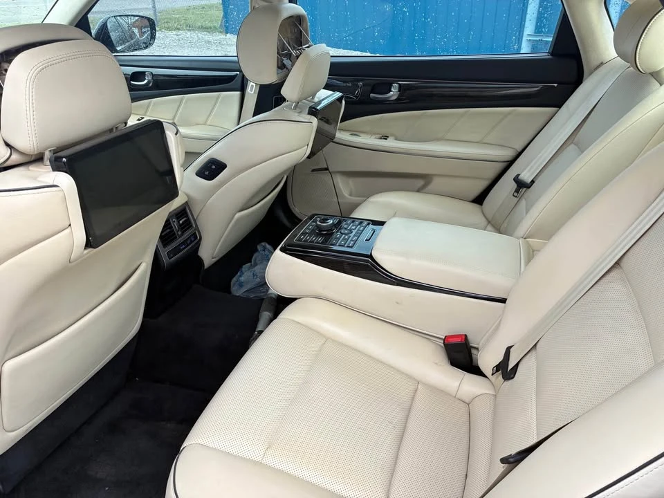 2013 Hyundai Equus - Image 8 of 15