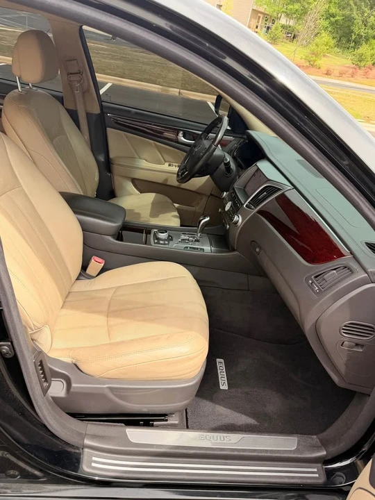 2013 Hyundai Equus - Image 8 of 12