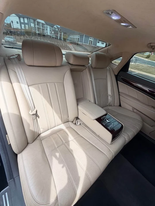 2013 Hyundai Equus - Image 12 of 12