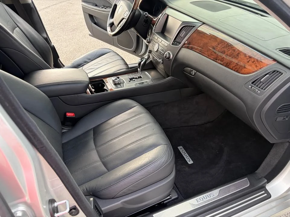 2013 Hyundai Equus - Image 10 of 16