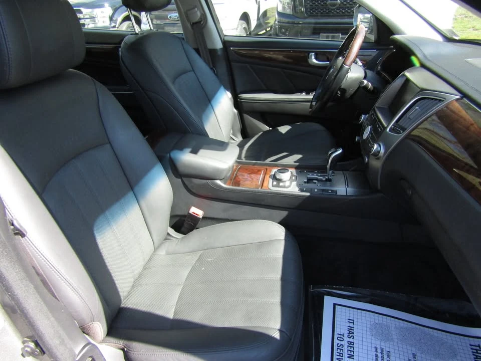 2013 Hyundai Equus - Image 17 of 20