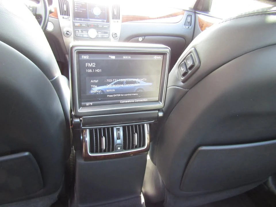 2013 Hyundai Equus - Image 16 of 20