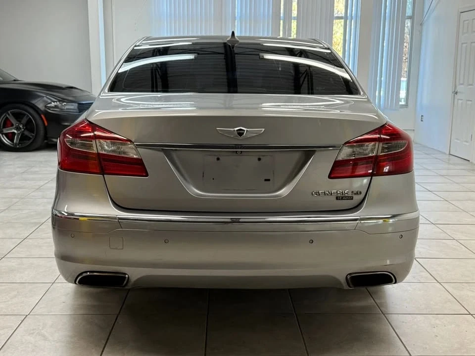 2013 Hyundai Genesis - Image 5 of 20