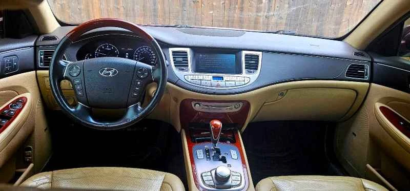 2013 Hyundai Genesis - Image 8 of 8
