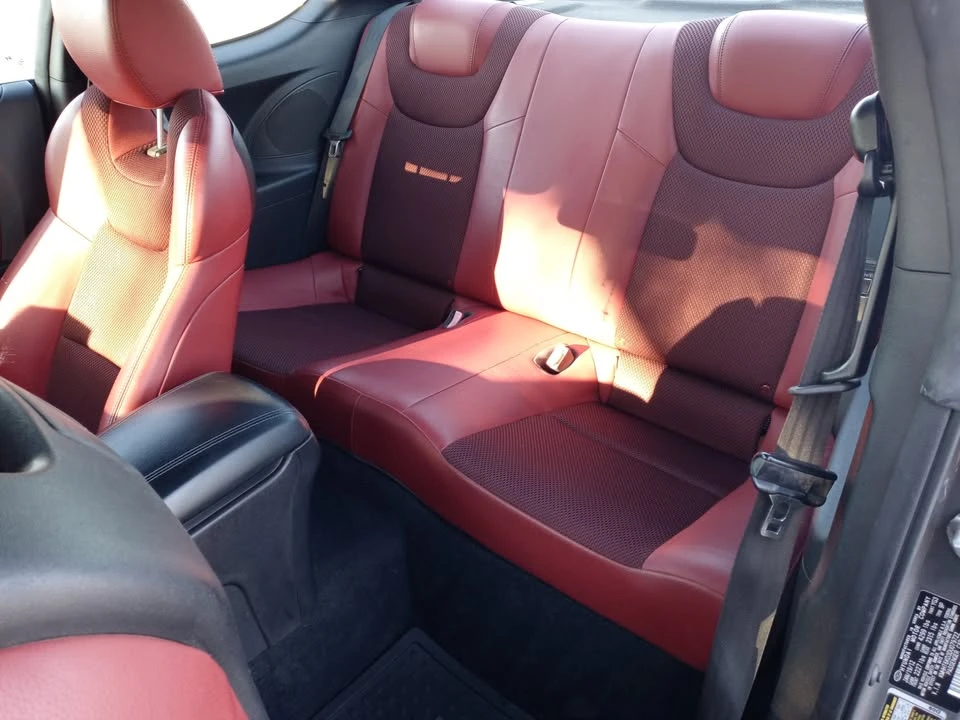 2013 Hyundai Genesis - Image 4 of 5