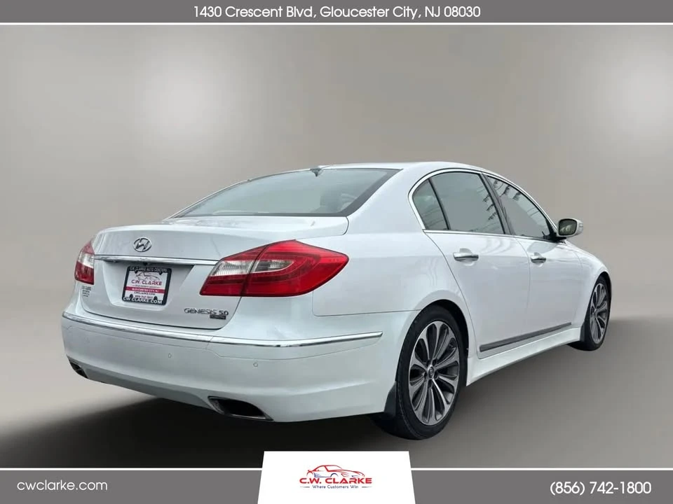 2013 Hyundai Genesis - Image 4 of 6