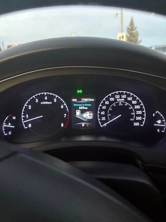 2013 Hyundai Genesis - Image 9 of 9