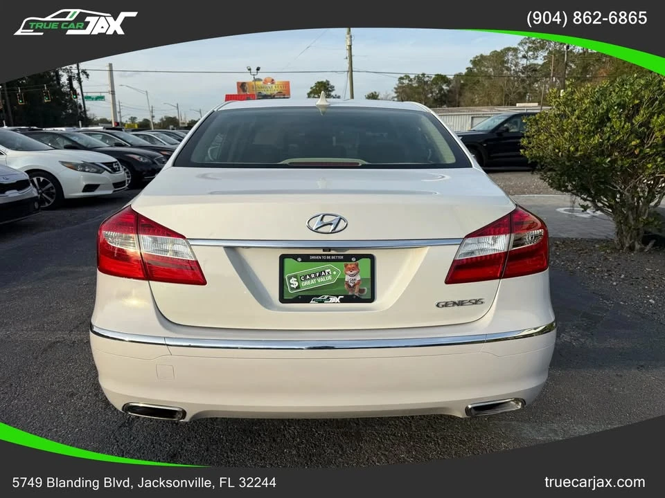 2013 Hyundai Genesis - Image 7 of 20