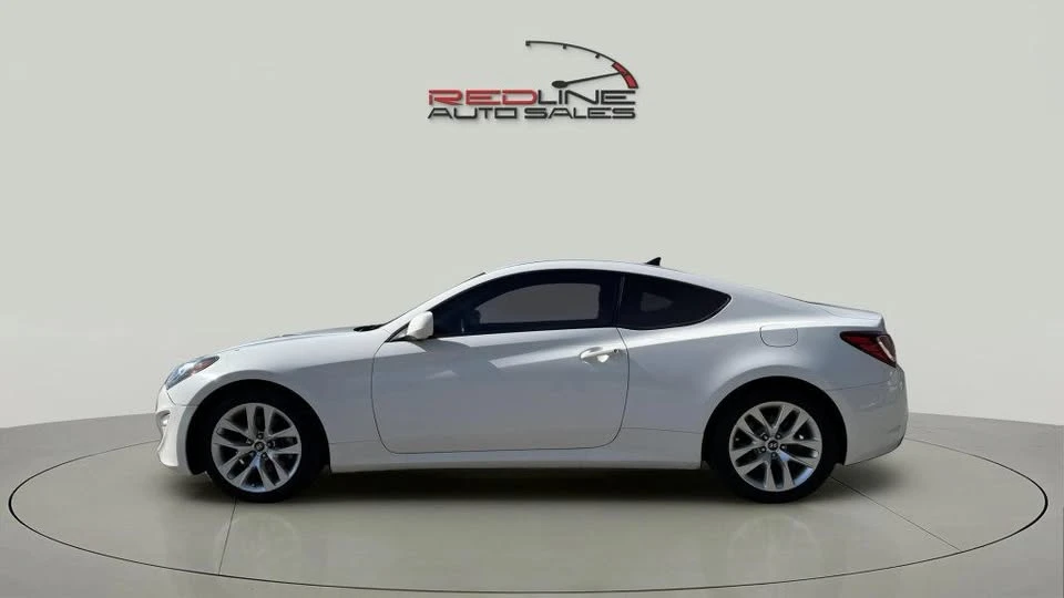 2013 Hyundai Genesis - Image 6 of 9