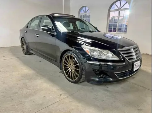 2013 Hyundai Genesis Sedan 3.8 V6