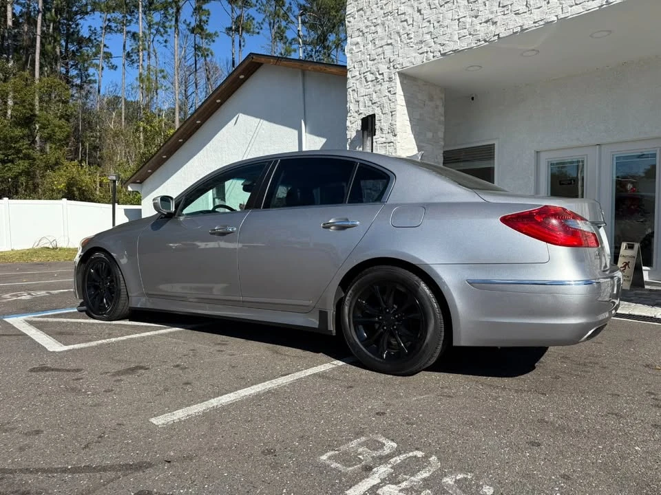 2013 Hyundai Genesis - Image 3 of 20