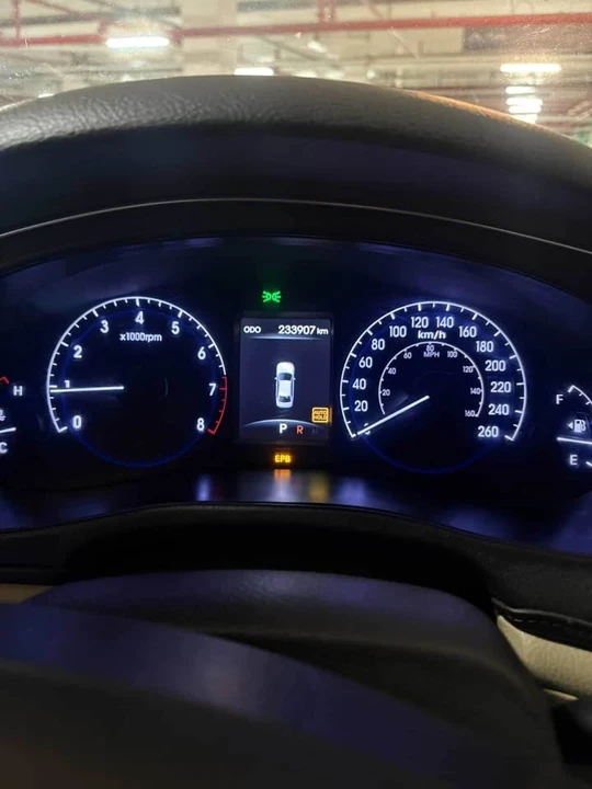 2013 Hyundai Genesis - Image 8 of 8