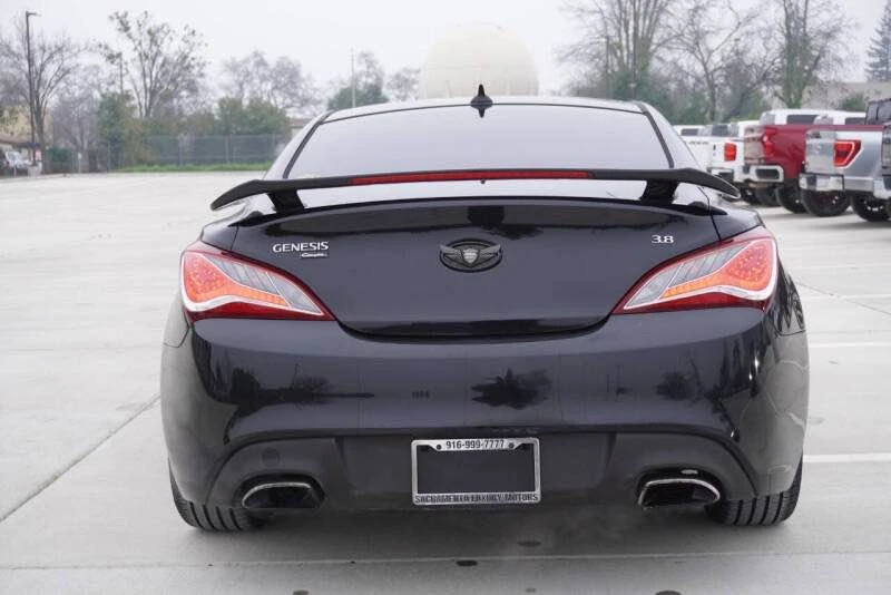 2013 Hyundai Genesis Coupe - Image 6 of 11