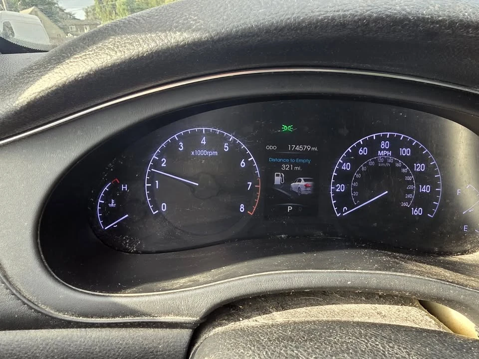 2013 Hyundai Genesis - Image 3 of 9