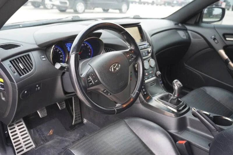 2013 Hyundai Genesis Coupe - Image 11 of 11