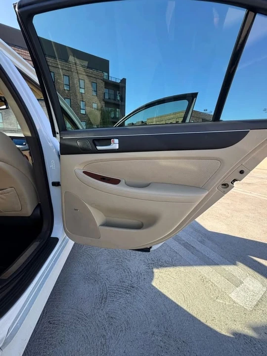 2013 Hyundai Genesis - Image 20 of 20