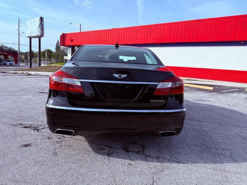 2013 Hyundai Genesis - Image 5 of 20