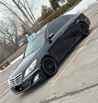 2013 Hyundai Genesis