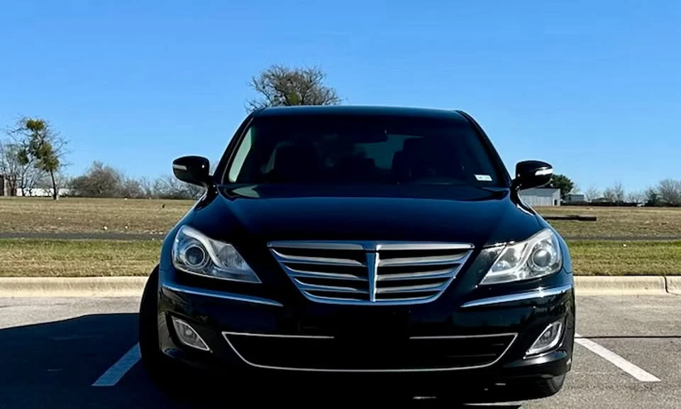 2013 Hyundai Genesis - Image 6 of 6