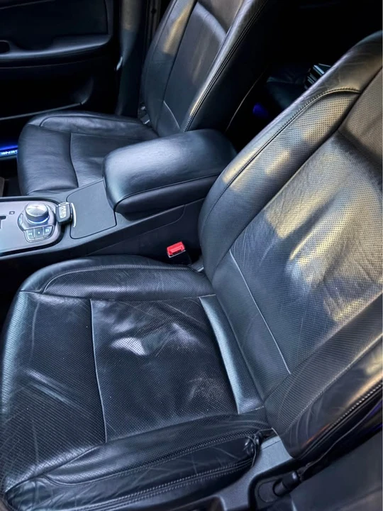 2013 Hyundai Genesis - Image 7 of 10