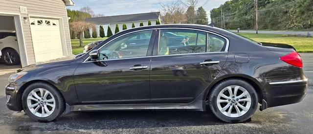 2013 Hyundai Genesis
