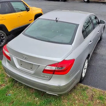 2013 Hyundai Genesis