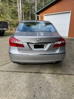 2013 Hyundai Genesis - Image 4 of 9