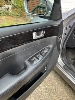 2013 Hyundai Genesis - Image 7 of 9