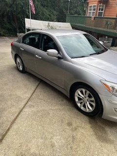 2013 Hyundai Genesis - Image 3 of 9
