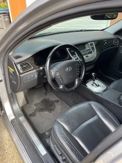 2013 Hyundai Genesis - Image 5 of 9