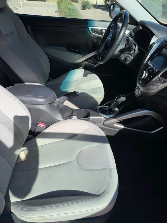 2013 Hyundai Genesis - Image 5 of 7
