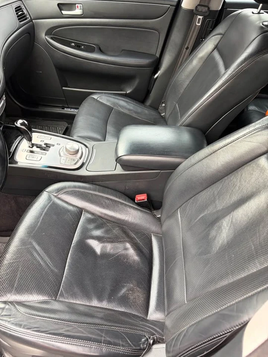 2013 Hyundai Genesis - Image 7 of 9