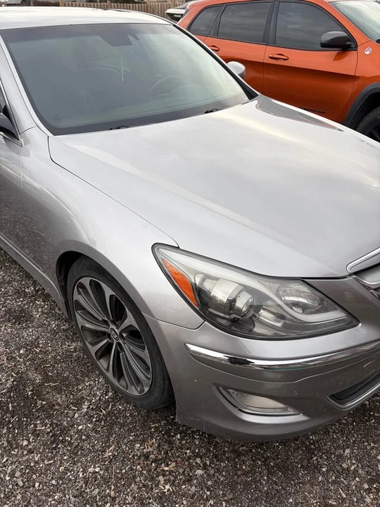 2013 Hyundai Genesis - Image 3 of 9