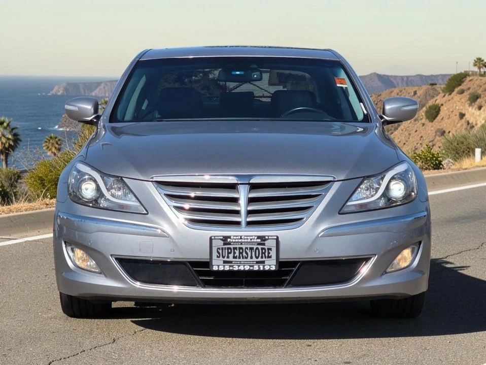 2013 Hyundai Genesis - Image 3 of 20
