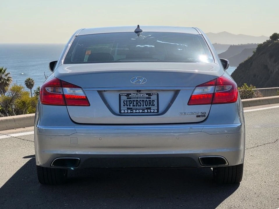 2013 Hyundai Genesis - Image 7 of 20