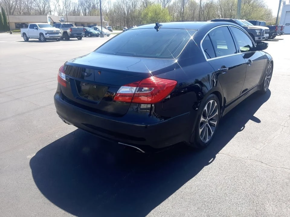 2013 Hyundai Genesis - Image 5 of 20