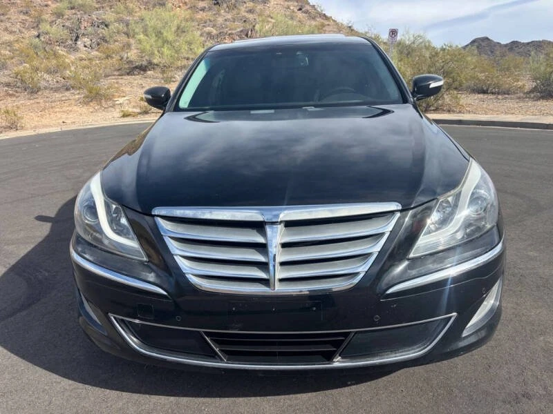 2013 Hyundai Genesis - Image 2 of 19