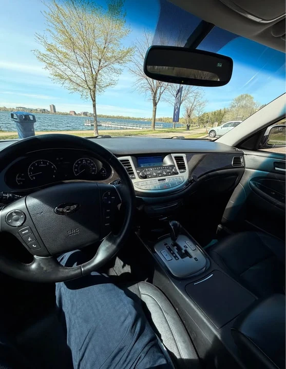 2013 Hyundai Genesis - Image 8 of 8