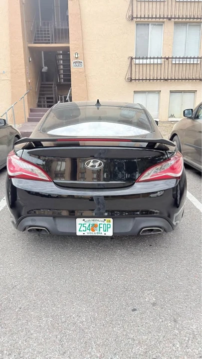 2013 Hyundai Genesis - Image 4 of 14