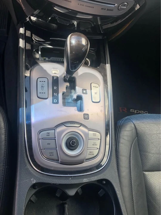 2013 Hyundai Genesis - Image 15 of 18