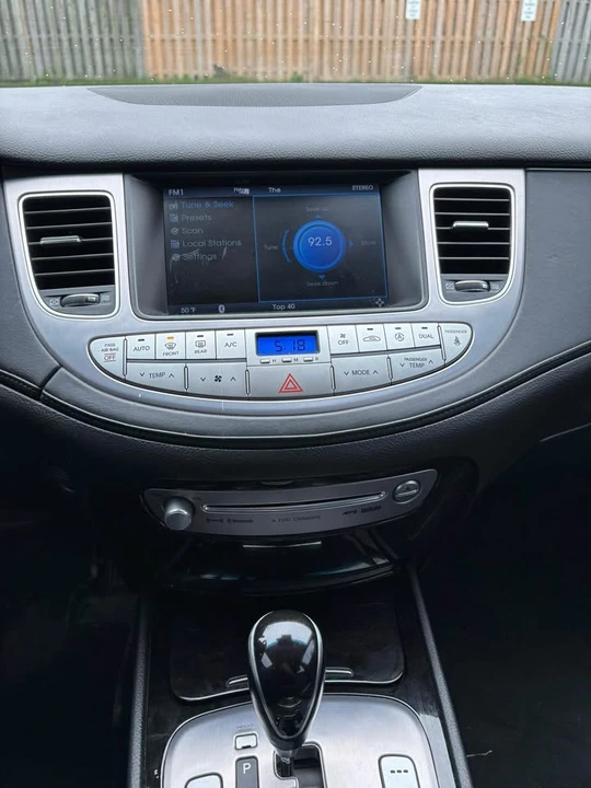 2013 Hyundai Genesis - Image 10 of 10